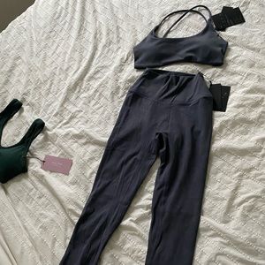 Crop shop boutique fade scrunch leggings